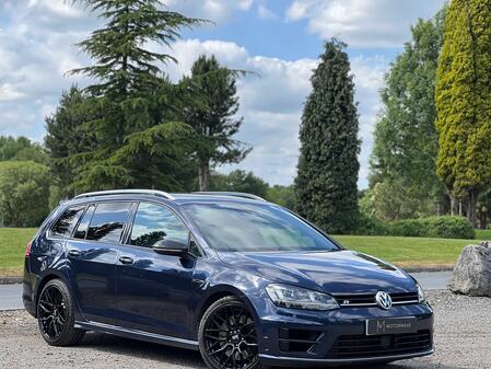 VOLKSWAGEN GOLF 2.0 TSI BlueMotion Tech R